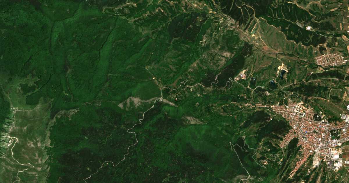 Satellitenkarte von Dobrotino