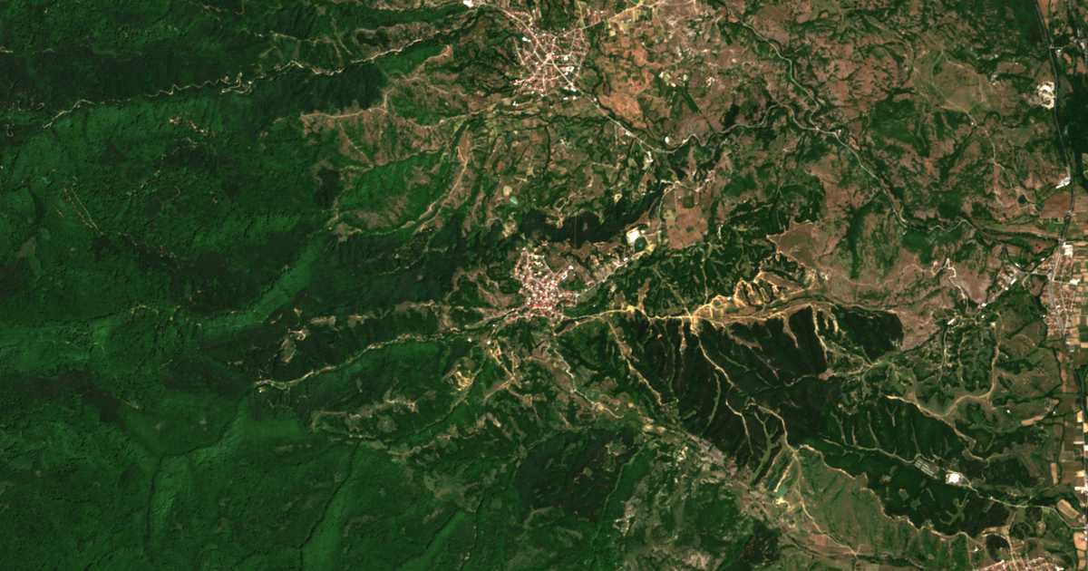 Satellitenkarte von Lǎžnica