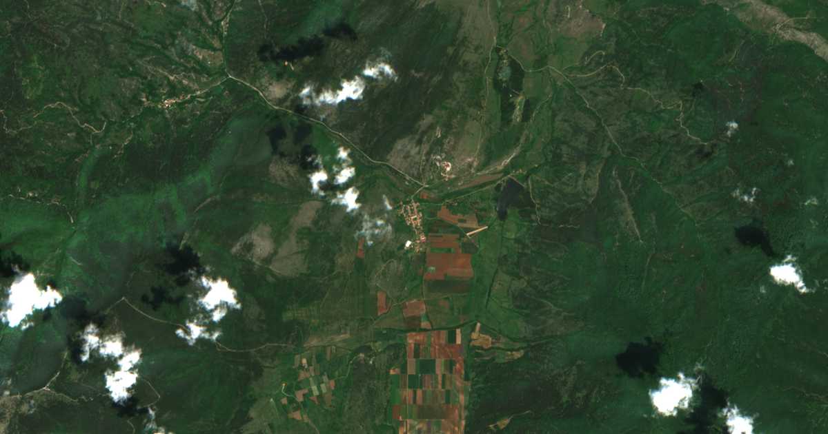 Satellitenkarte von Nova Lovča