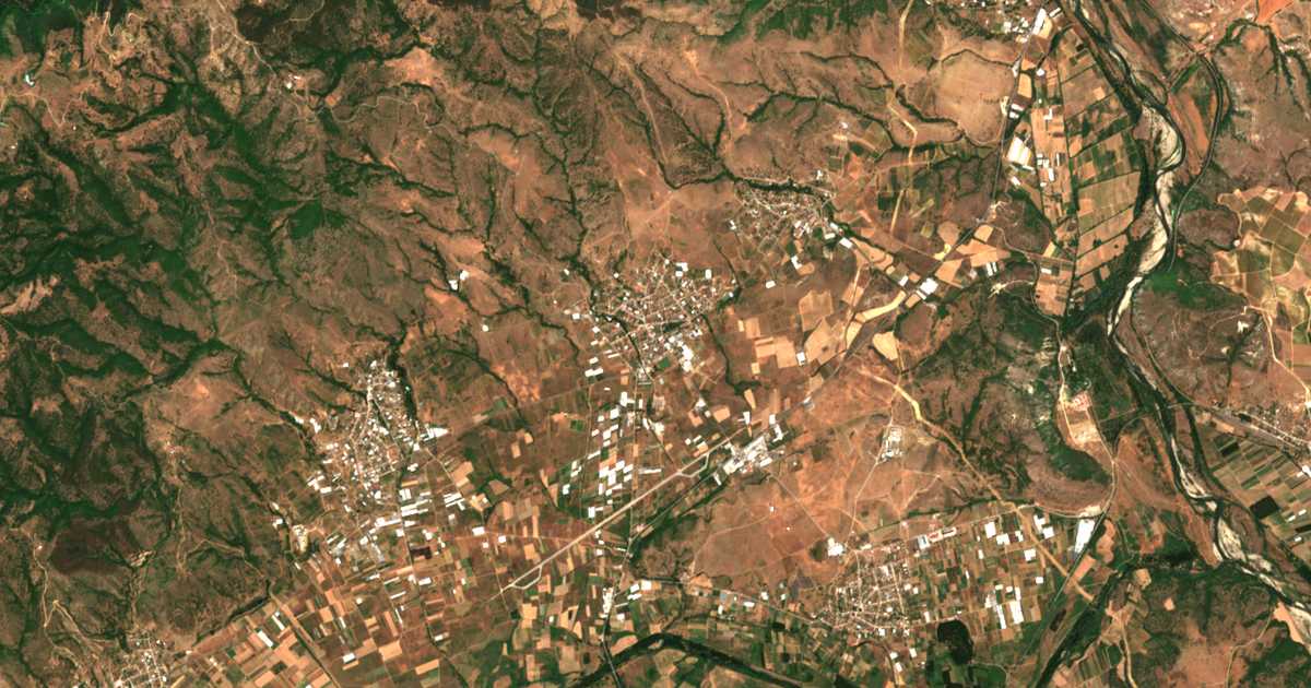 Satellitenkarte von Kǎrnalovo