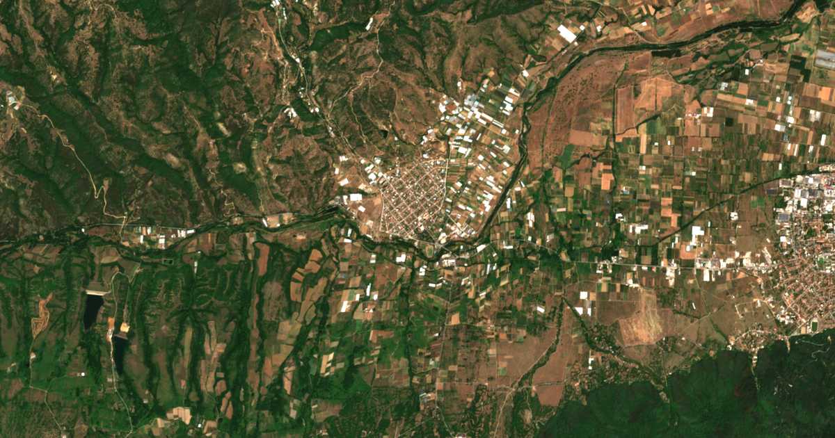 Satellitenkarte von Parwomaj