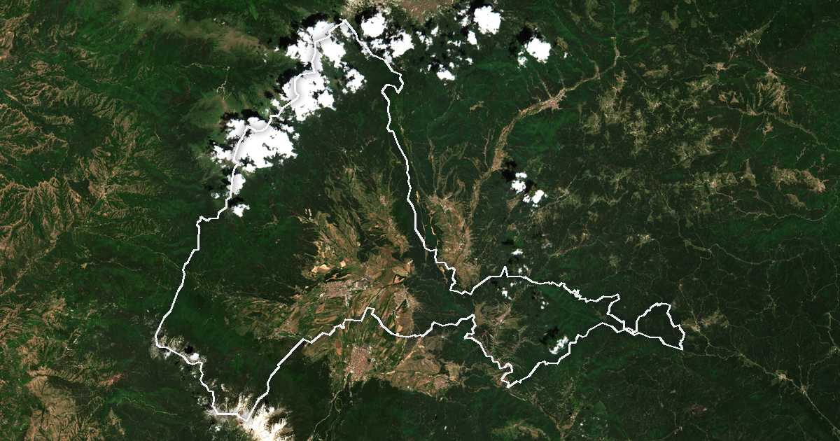 Satellitenbild mit eingezeichneter Grenze: Raslog