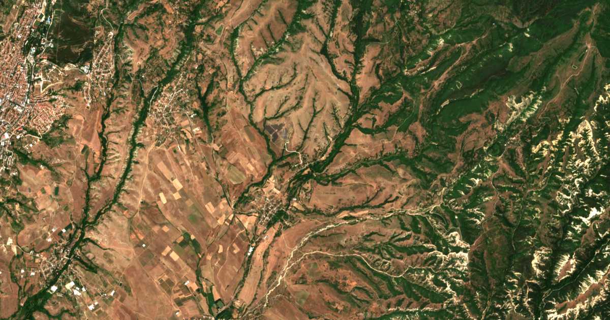 Satellitenkarte von Ladarevo
