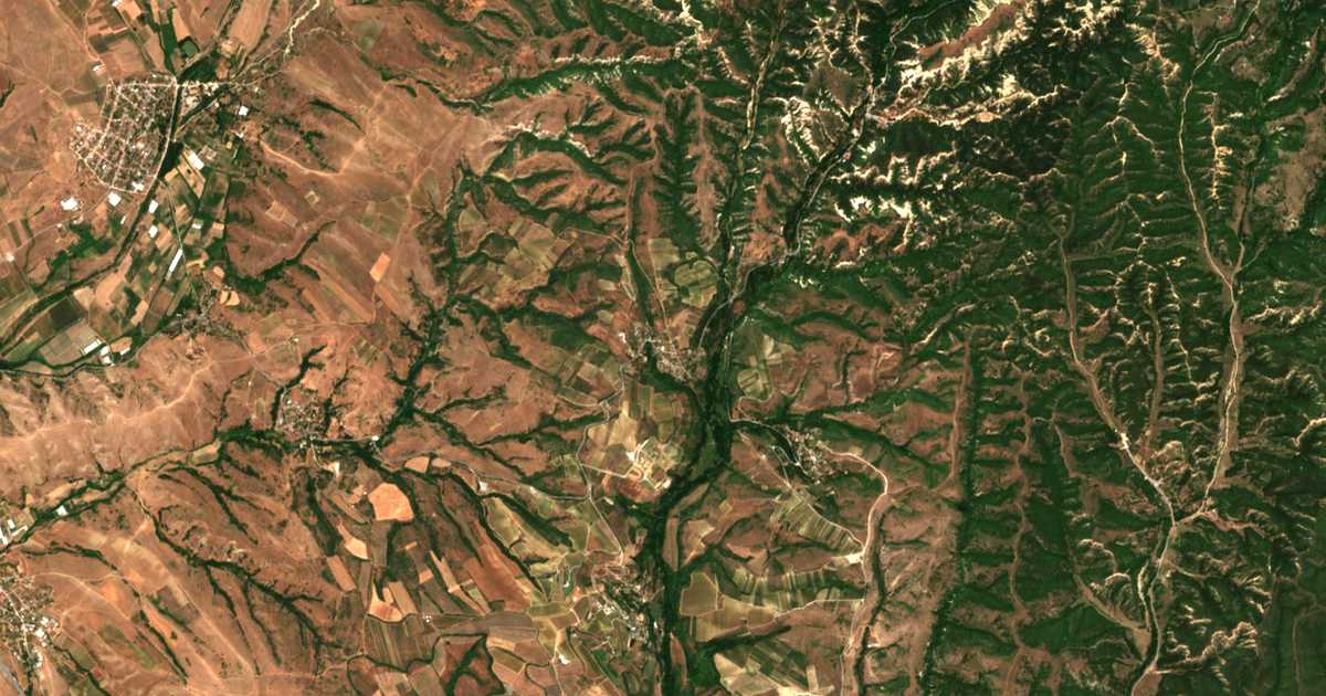 Satellitenkarte von Lozenica