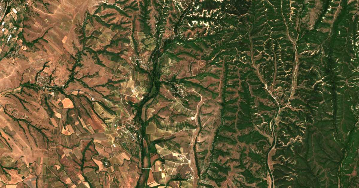 Satellitenkarte von Vinogradi