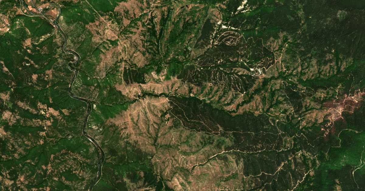 Satellitenkarte von Mečkul
