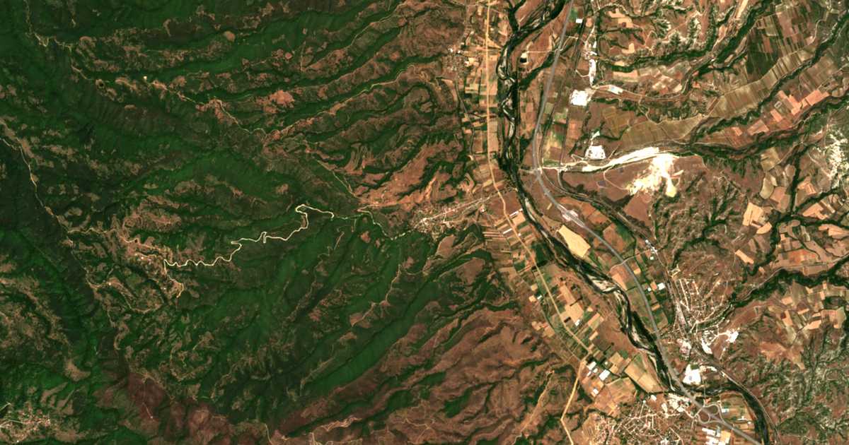 Satellitenkarte von Kamenica