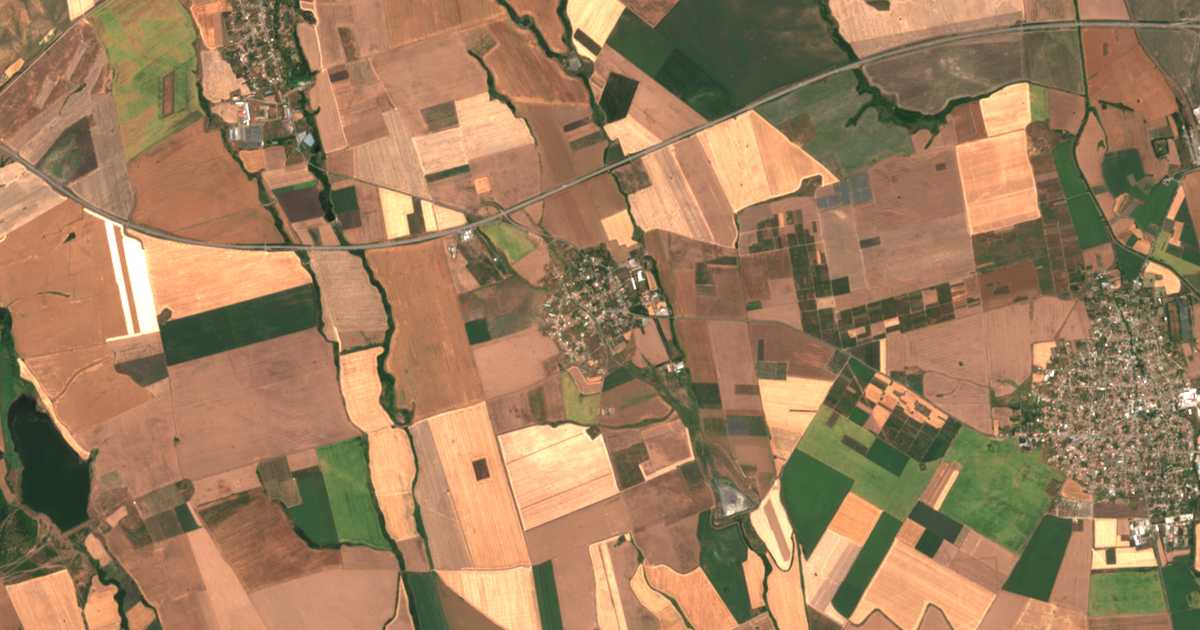 Satellitenkarte von Krǎstina