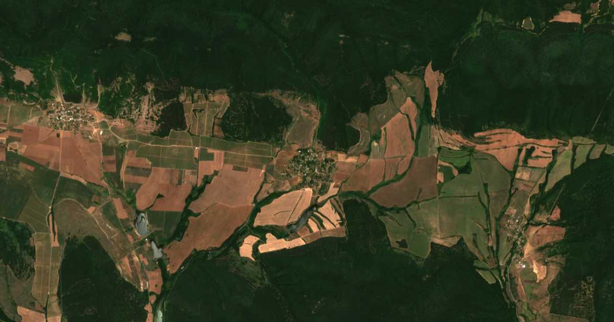 Satellitenkarte von Raklica