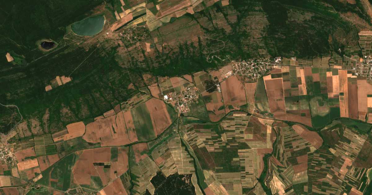 Satellitenkarte von Čubra