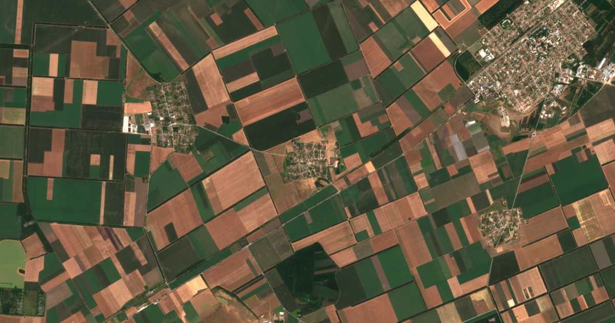 Satellitenkarte von Ravnec