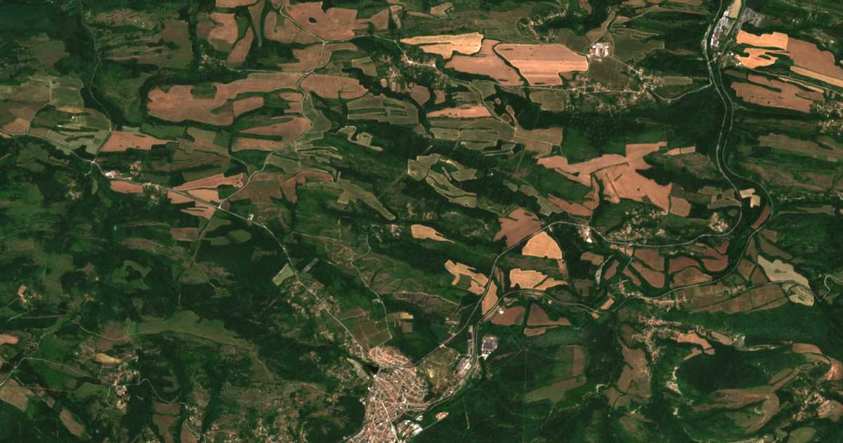 Satellitenkarte von Krǎnča