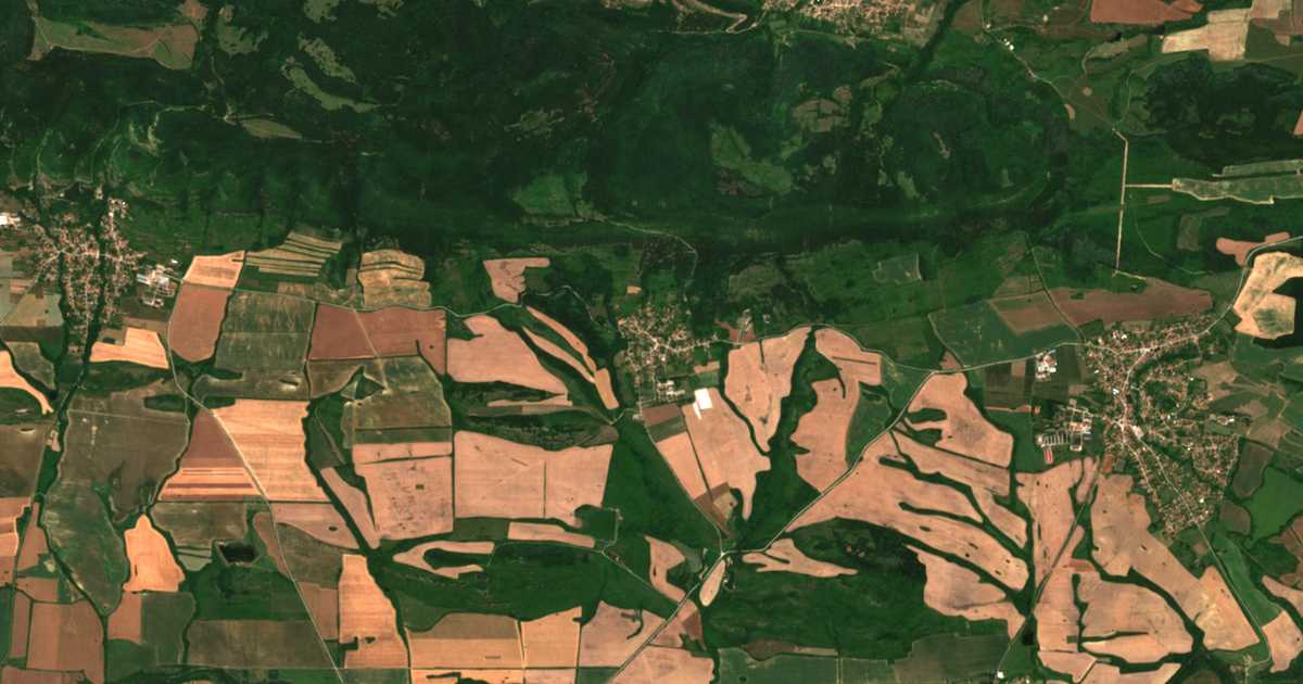 Satellitenkarte von Hirevo