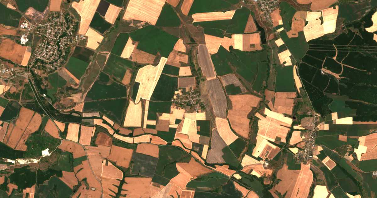 Satellitenkarte von Dlǎgnevo