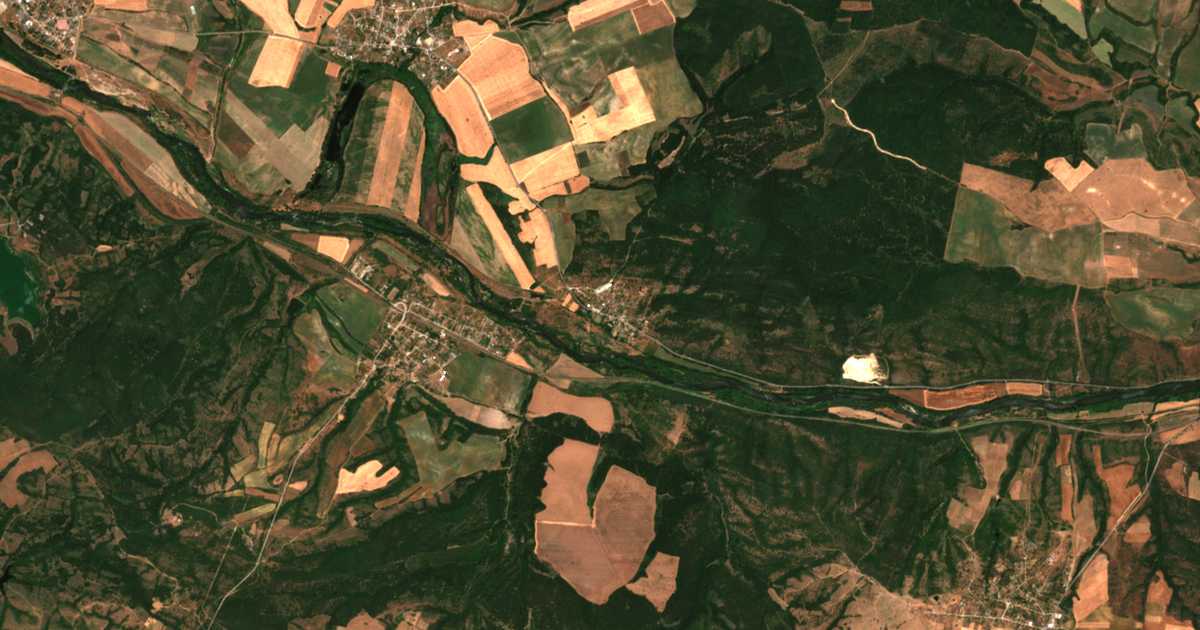 Satellitenkarte von Rajnovo