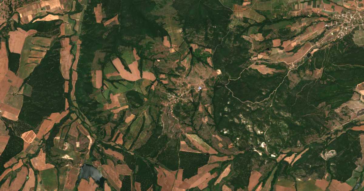 Satellitenkarte von Černa Mogila