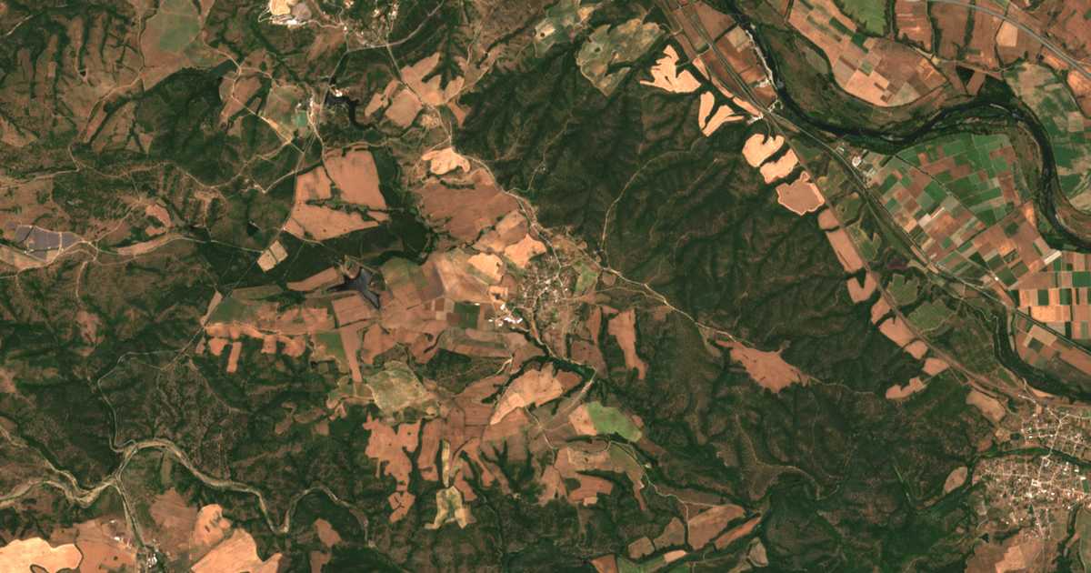Satellitenkarte von Nadežden