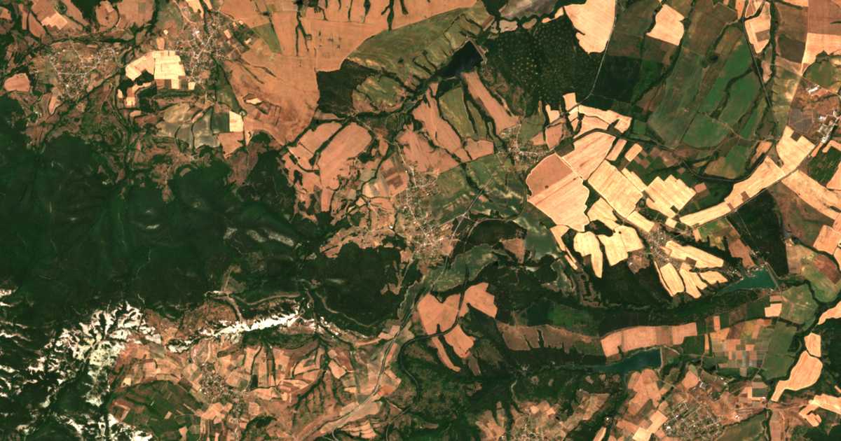 Satellitenkarte von Maslinovo