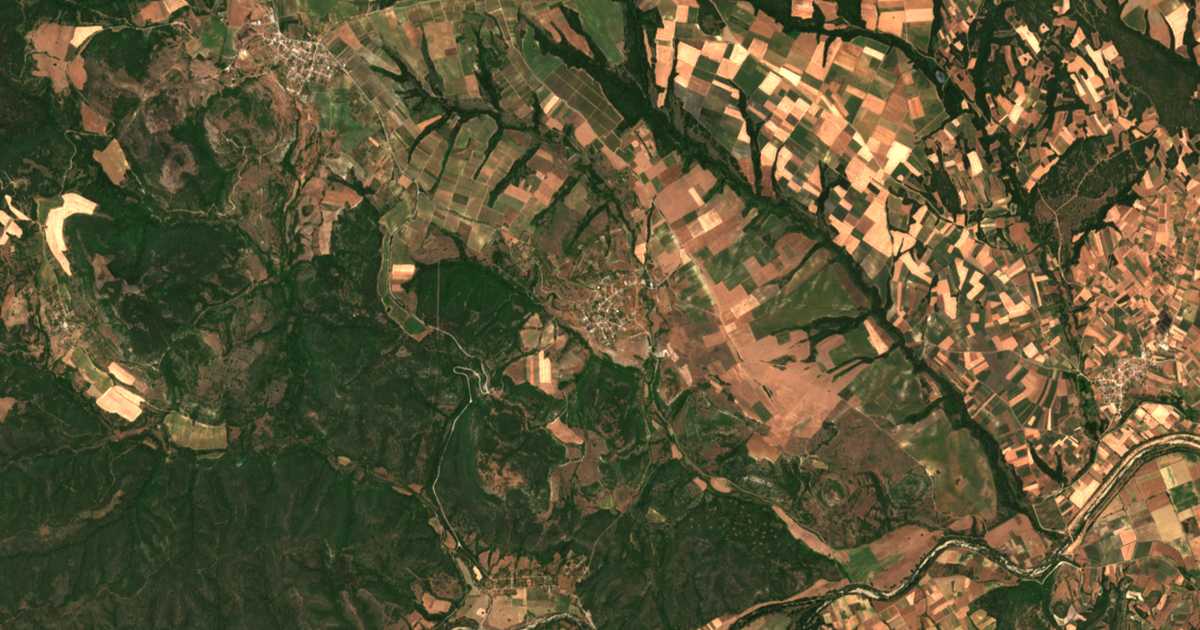 Satellitenkarte von Belopoljane