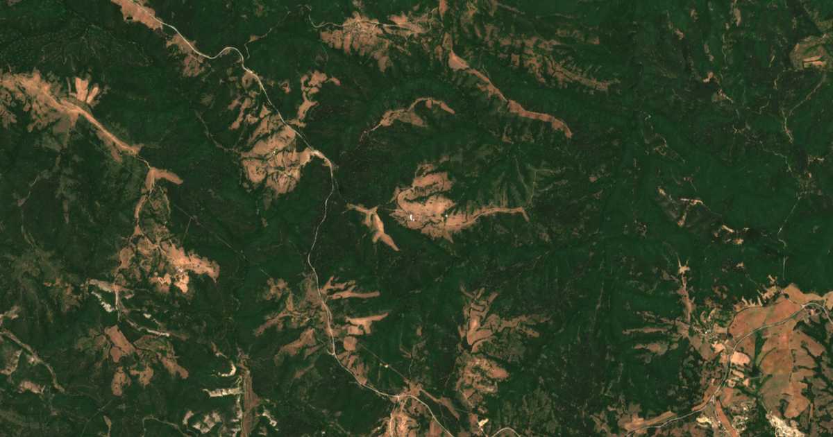 Satellitenkarte von Karlovsko