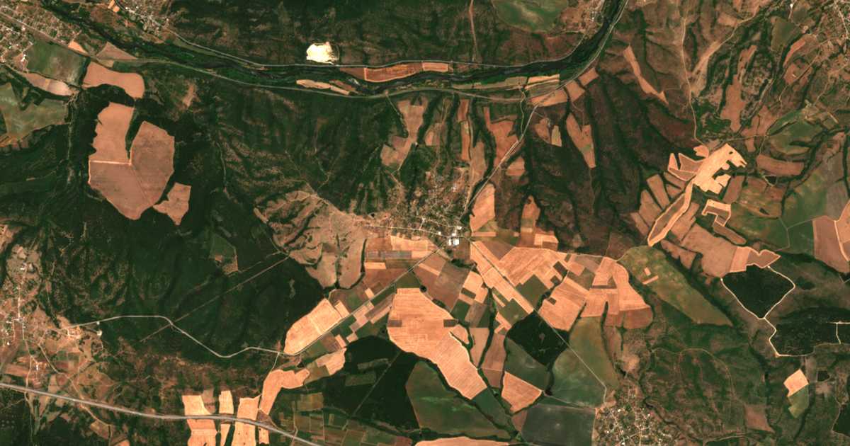 Satellitenkarte von Konstantinovo