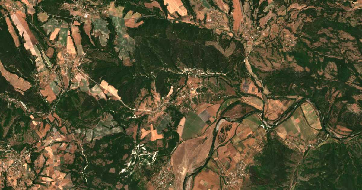 Satellitenkarte von Dolno Pole