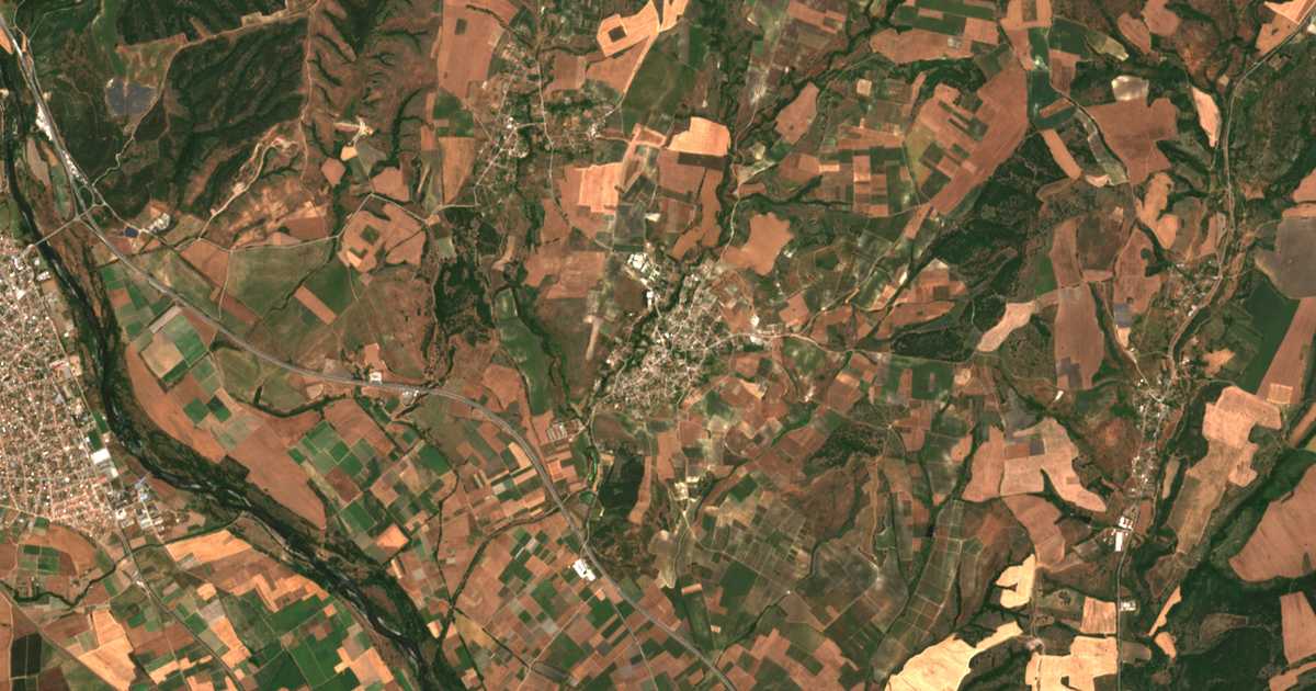 Satellitenkarte von Momkovo