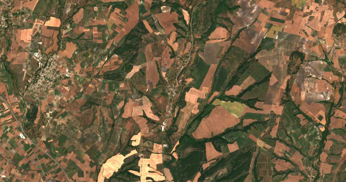 Satellitenkarte von Pǎstrogor