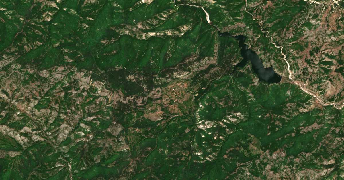 Satellitenkarte von Bezvodno