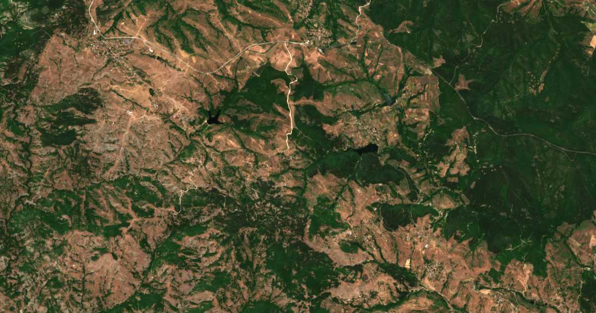 Satellitenkarte von Černa Niva