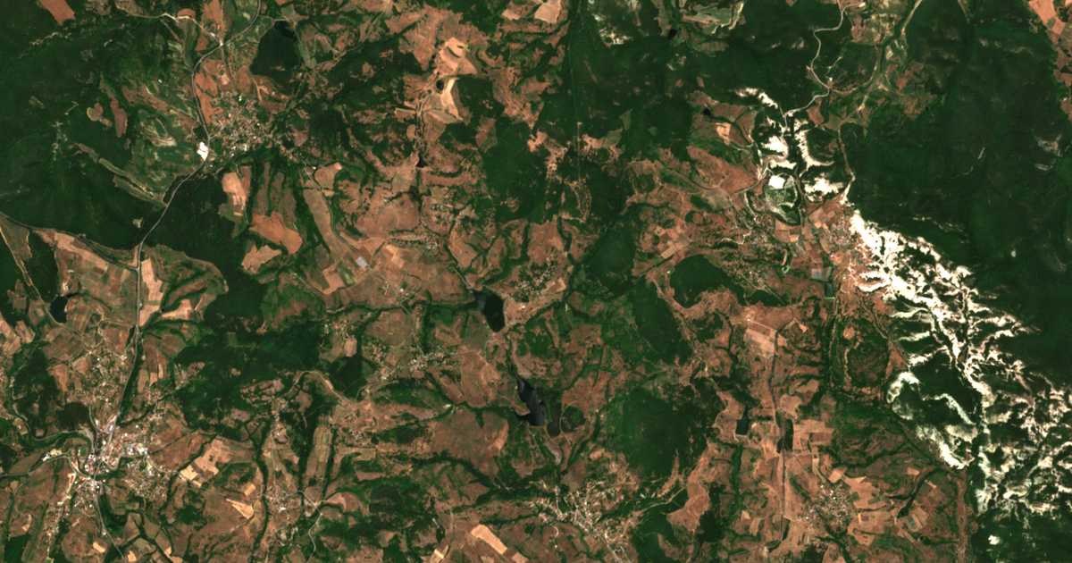 Satellitenkarte von Minzuhar