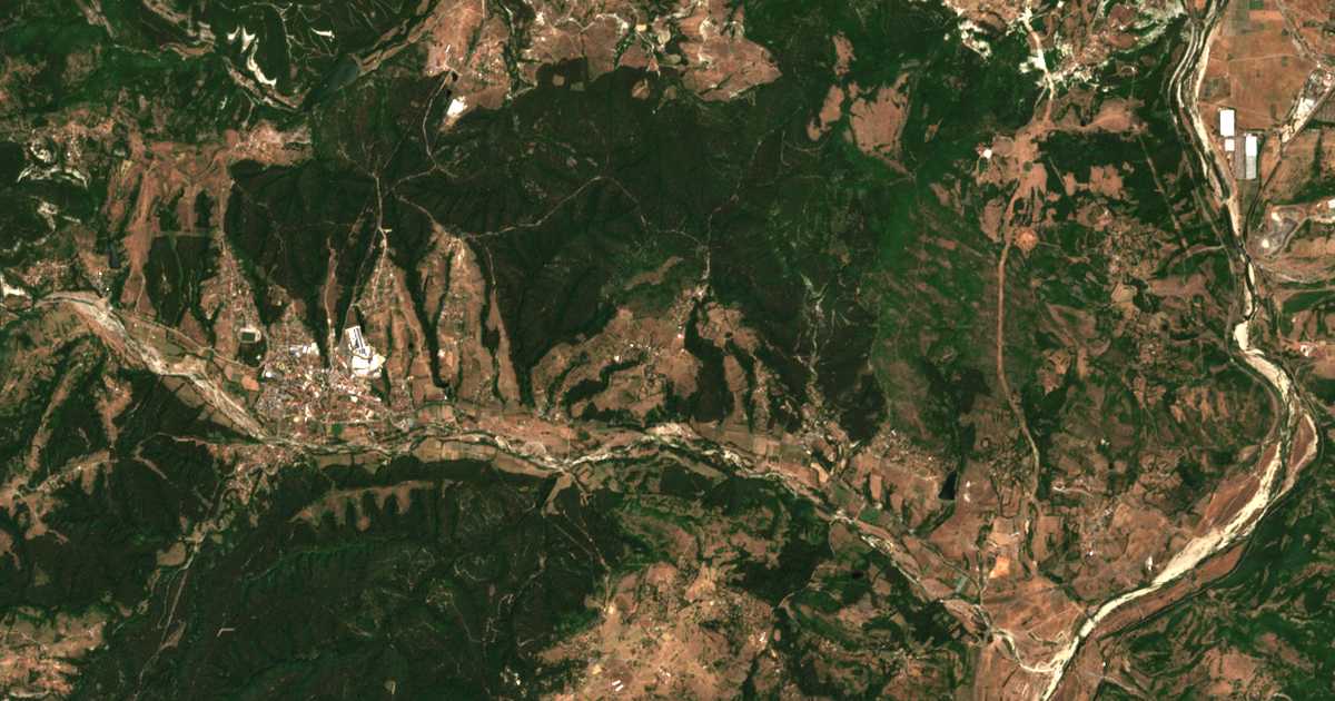 Satellitenkarte von Podvrǎh