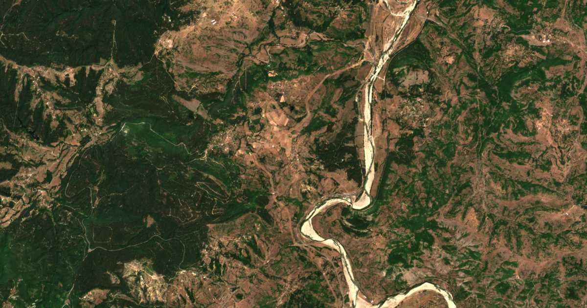 Satellitenkarte von Velikdenče