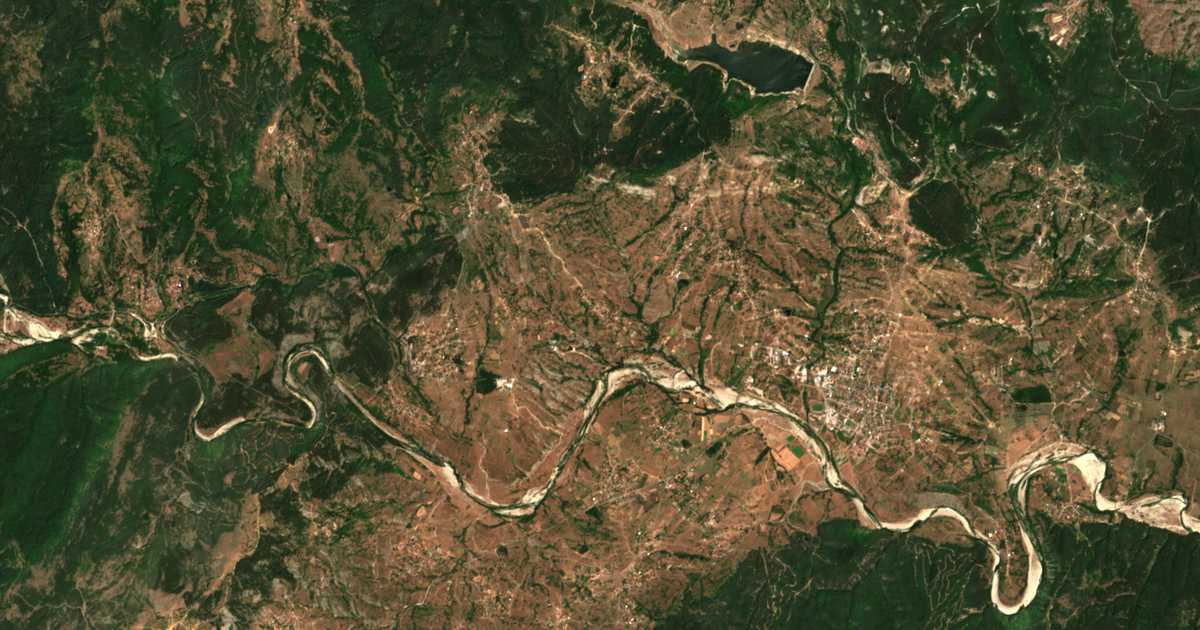 Satellitenkarte von Dedec