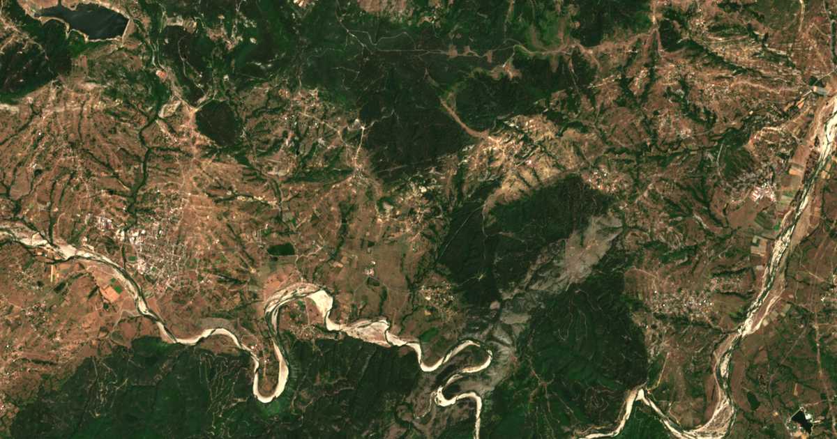 Satellitenkarte von Medevci