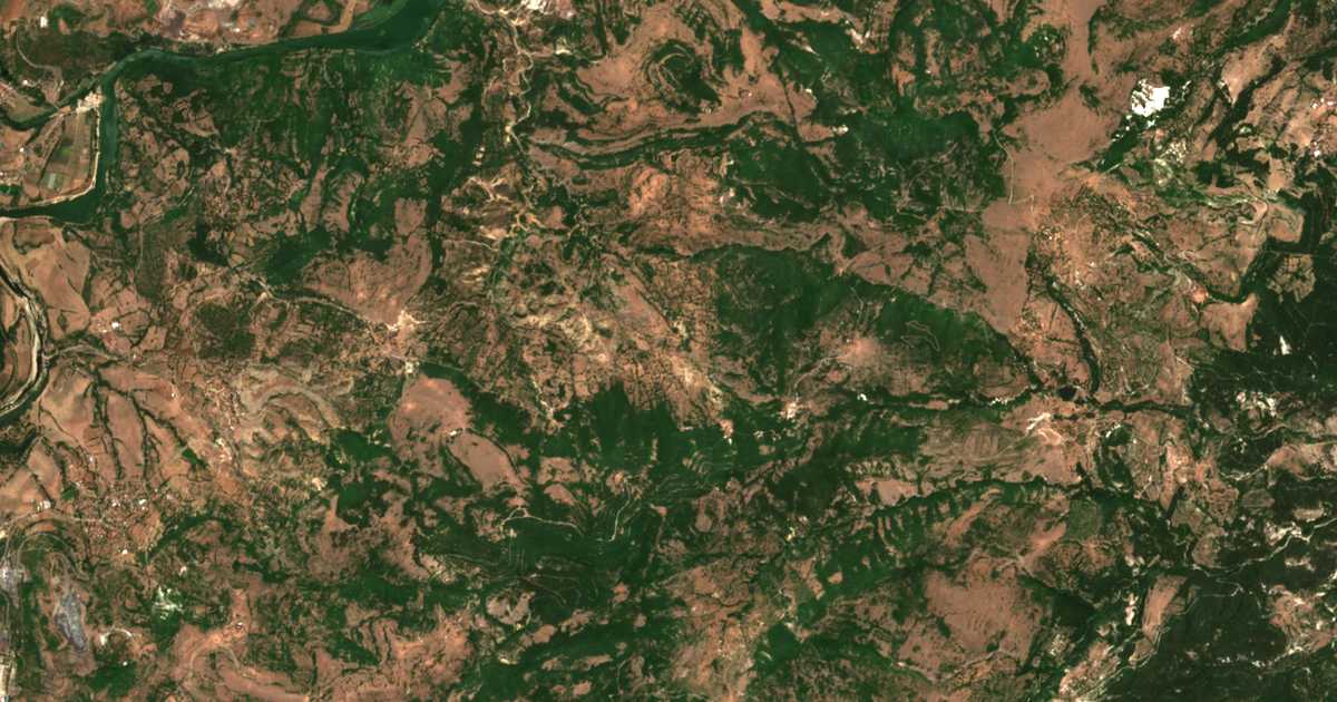 Satellitenkarte von Čomakovo