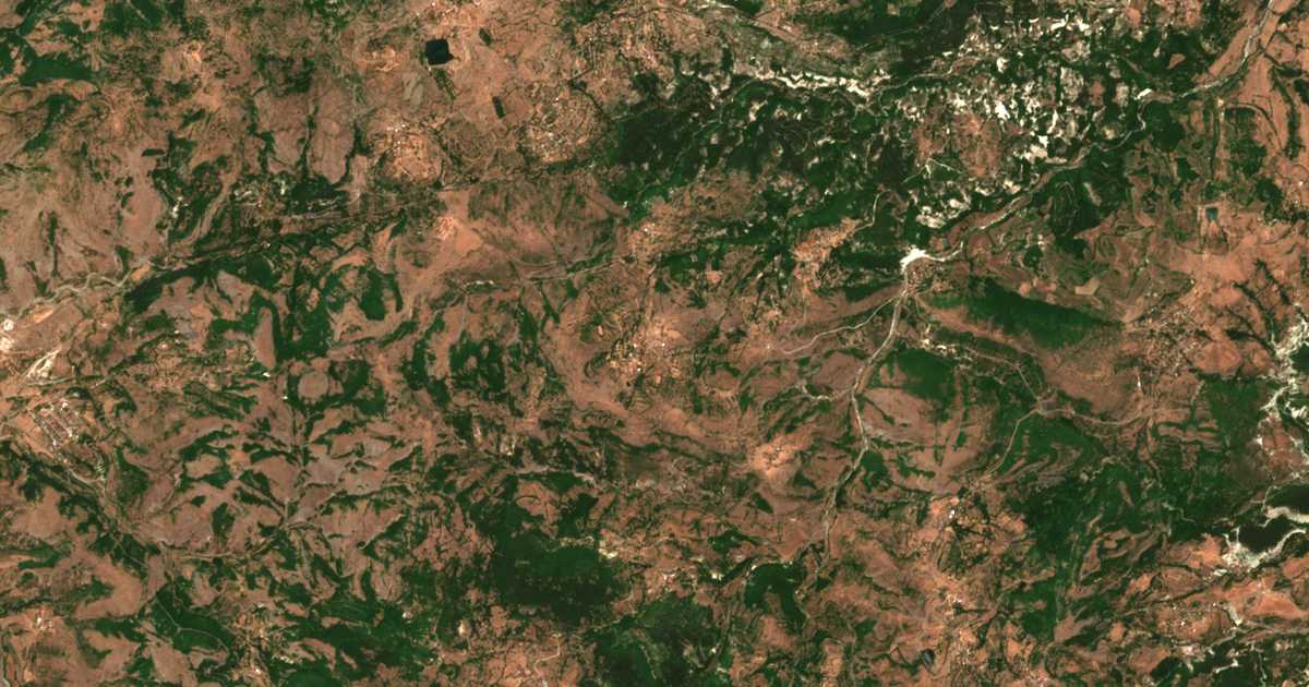 Satellitenkarte von Vrelo