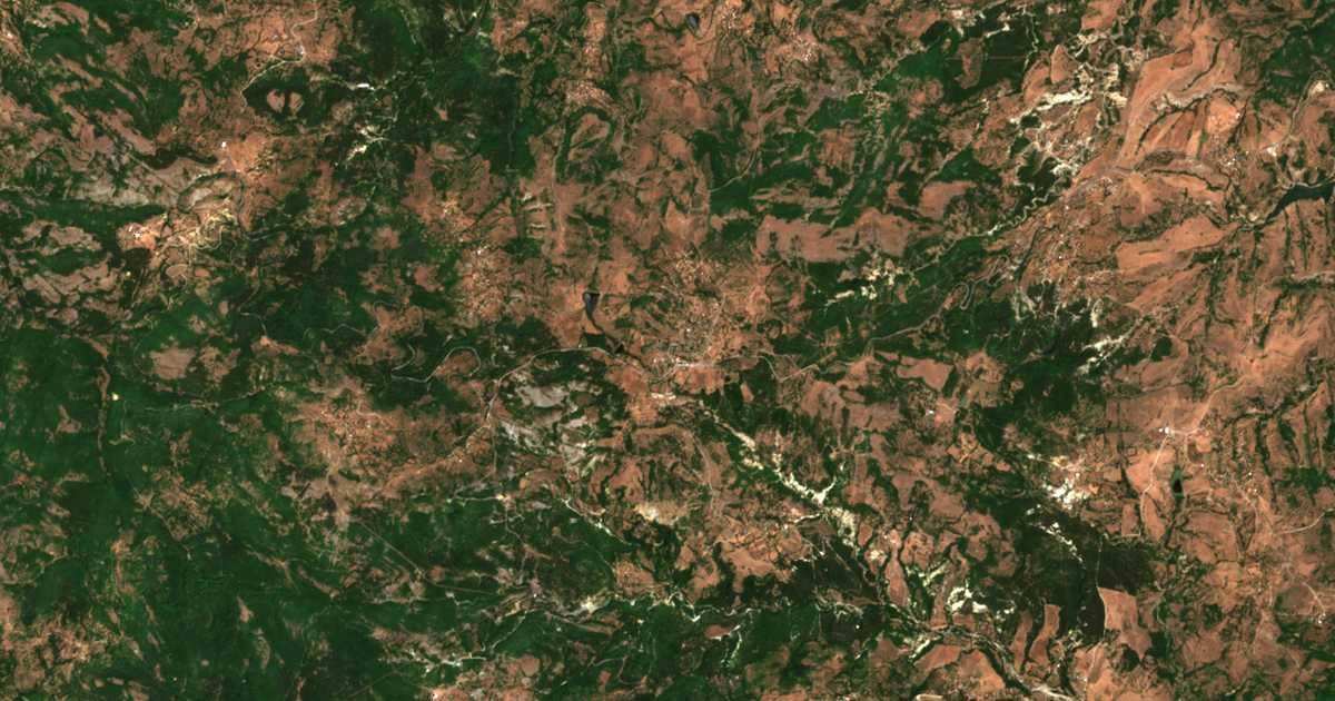 Satellitenkarte von Zvezdel