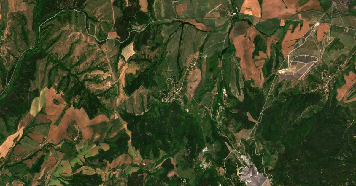 Satellitenkarte von Goljam Vǎrbovnik