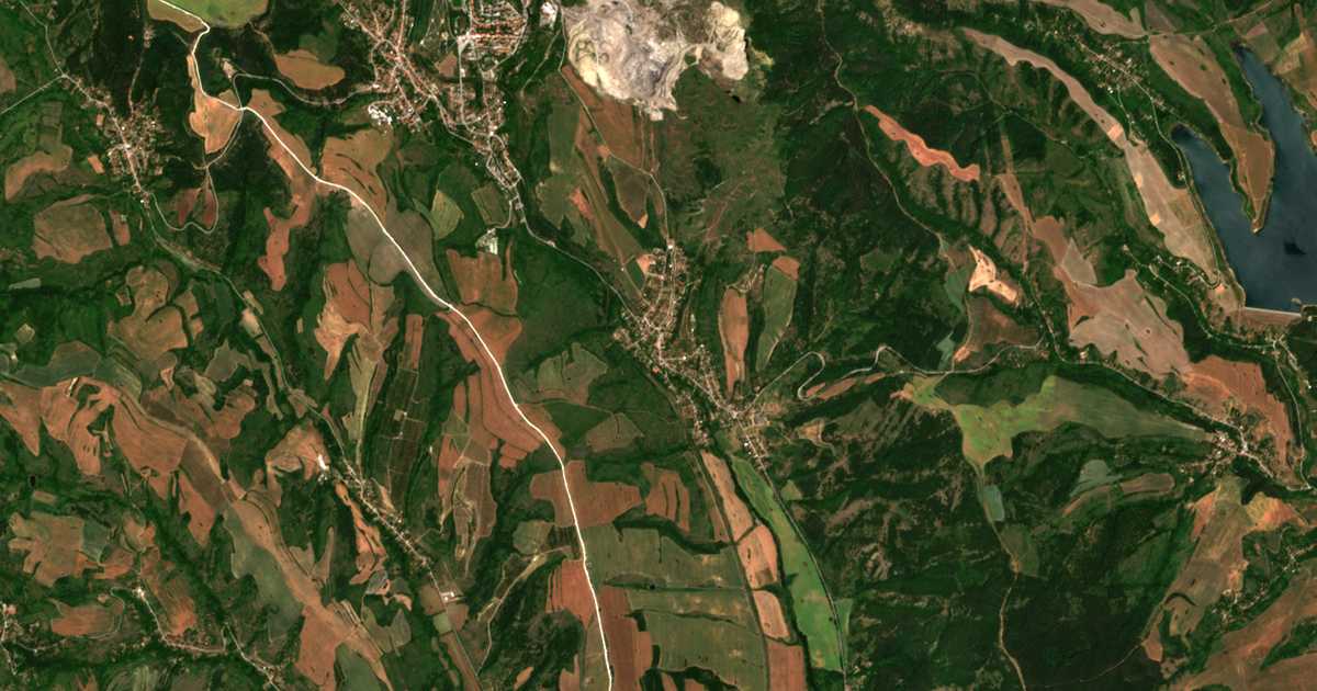 Satellitenkarte von Mlamolovo