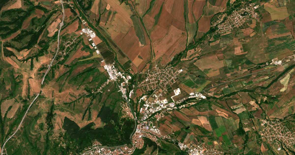 Satellitenkarte von Jahinovo