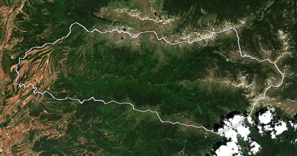 Satellitenbild mit eingezeichneter Grenze: Rila