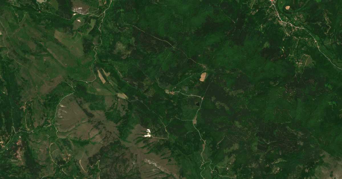 Satellitenkarte von Uši