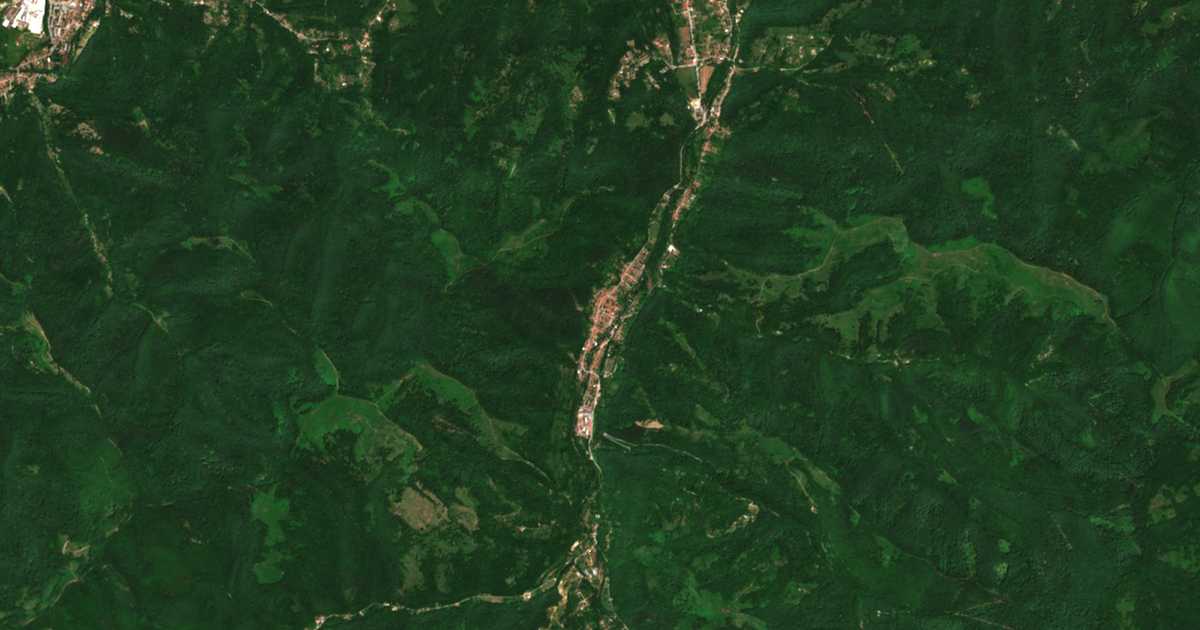 Satellitenkarte von Černi Osǎm