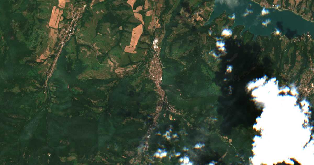 Satellitenkarte von Lesidren