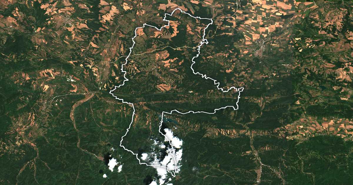 Satellitenbild mit eingezeichneter Grenze: Ugarchin