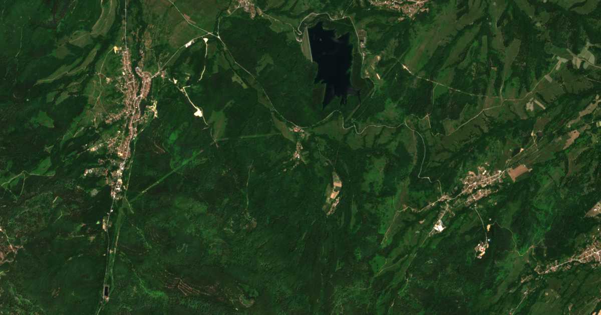 Satellitenkarte von Cvetkova bara