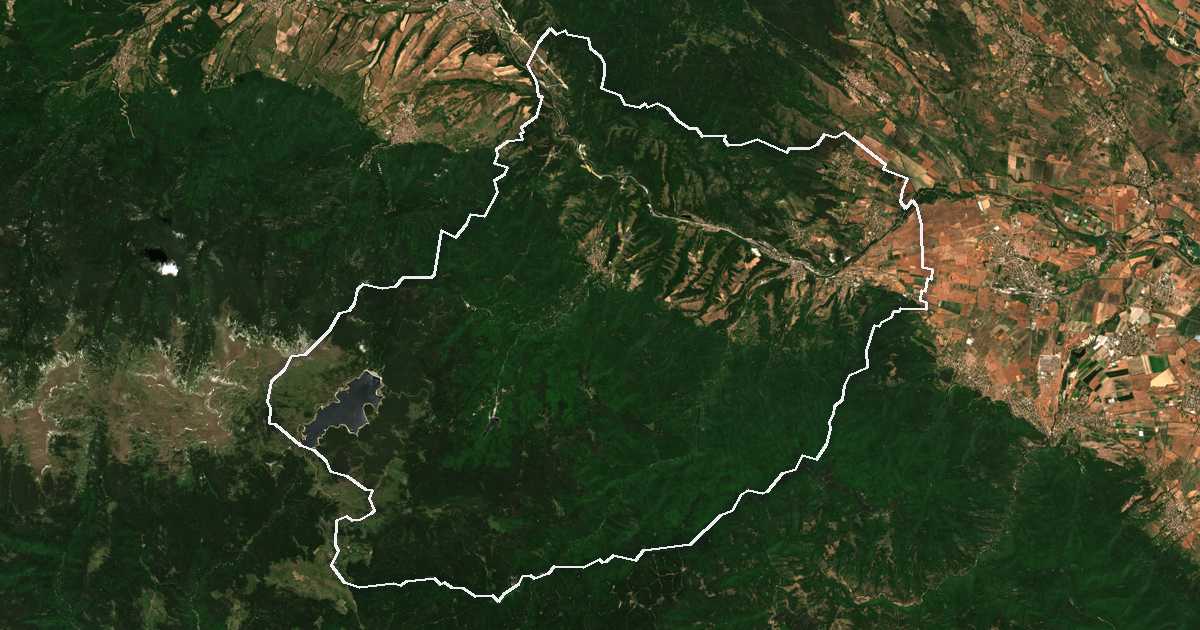 Satellitenbild mit eingezeichneter Grenze: Belovo