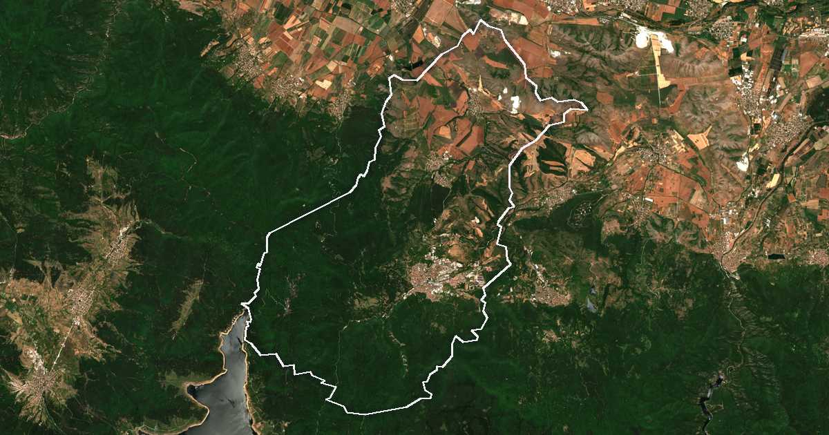Satellitenbild mit eingezeichneter Grenze: Peštera