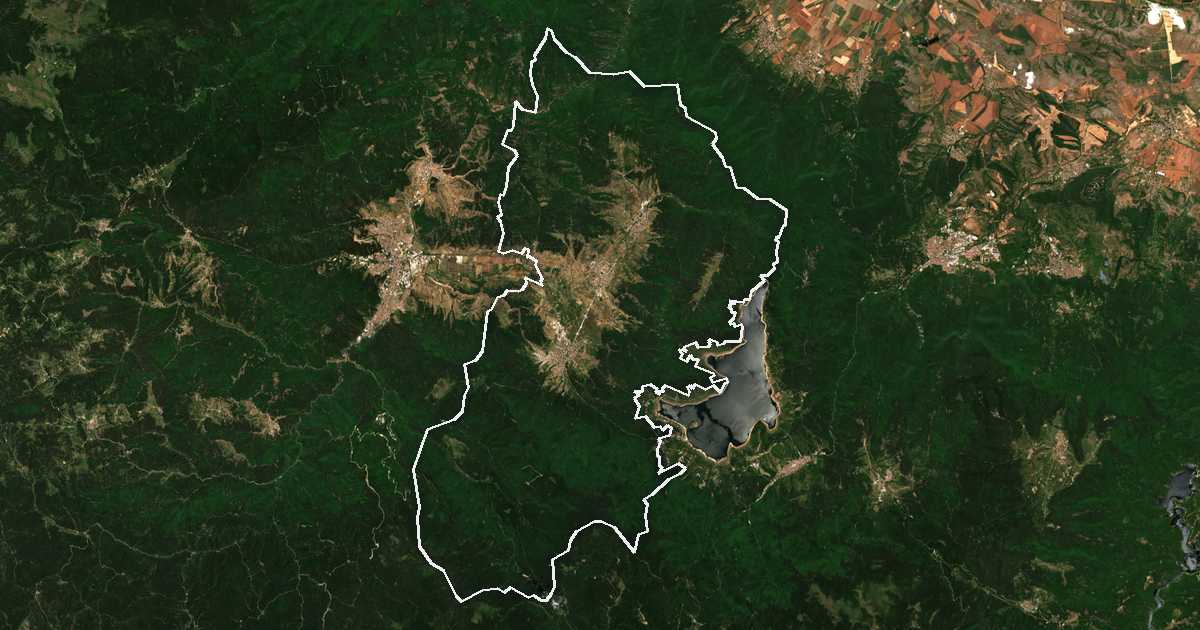 Satellitenbild mit eingezeichneter Grenze: Rakitovo